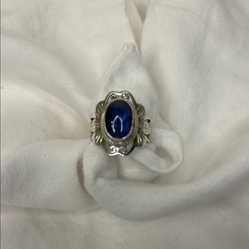 Sterling Silver and Blue Women's Ring Size 6.5 EUC